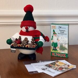 CHRISTIAN ULBRICHT Snowman w/ Hat & Cocoa Smoker